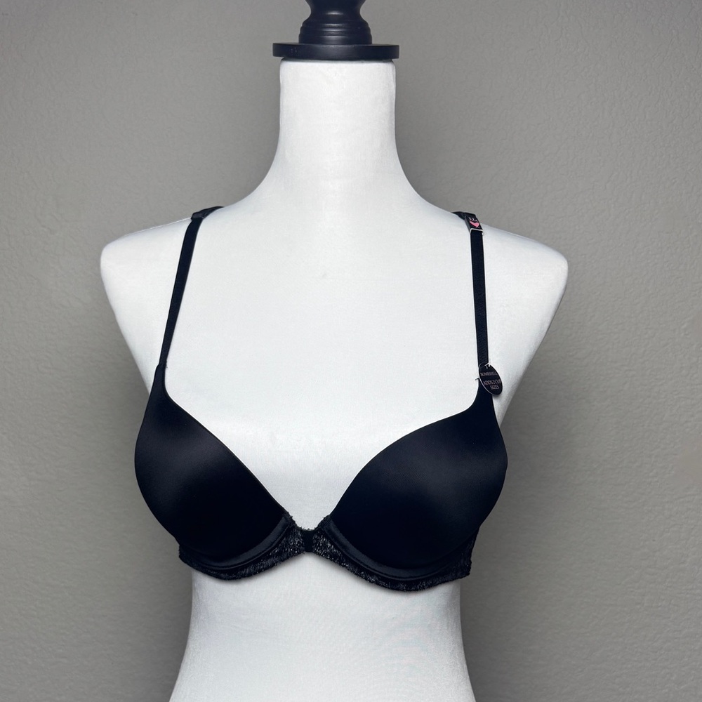 NWT Victoria's Secret Bombshell Front Closure Razorback Bra